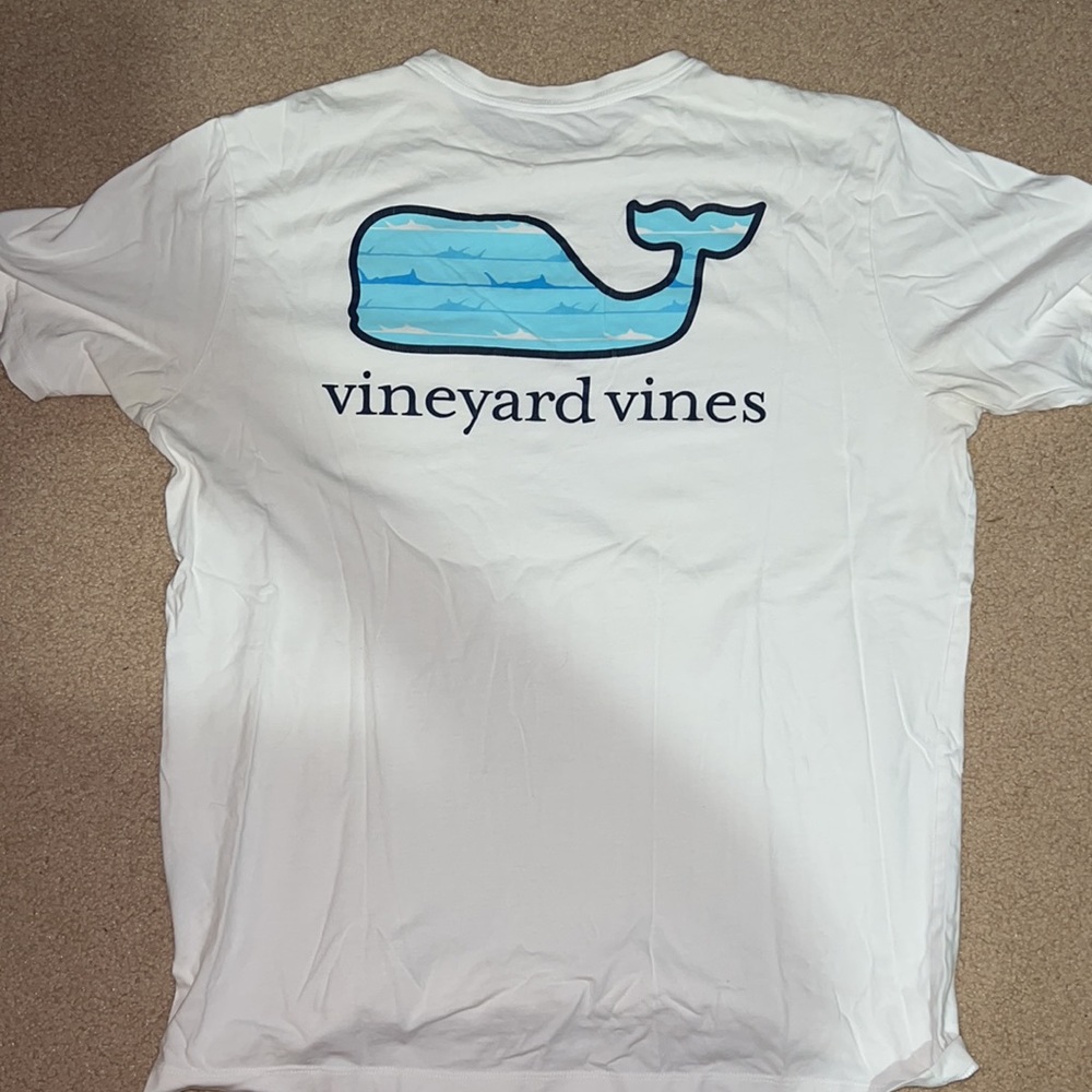 Men’s Vineyard Vines Whale Graphic T-Shirt
